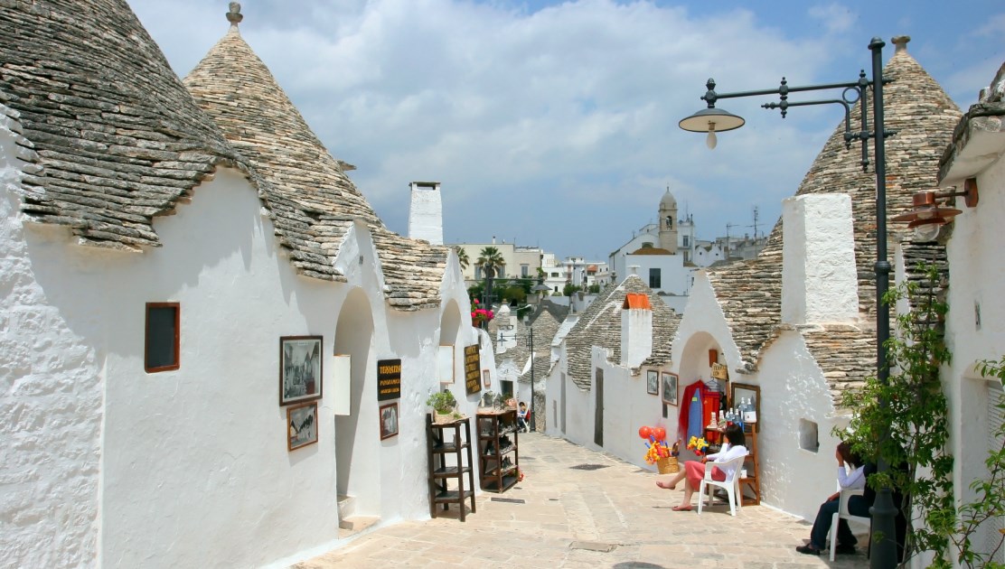 Alberobello-Locorotondo-1112x630